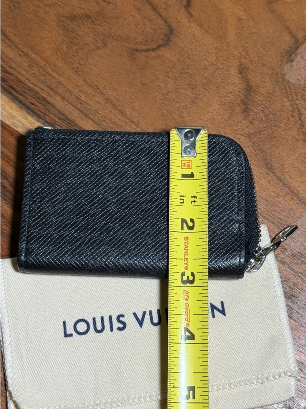 Louis Vuitton Black Textured Zip Card Case - Picture 9 of 9